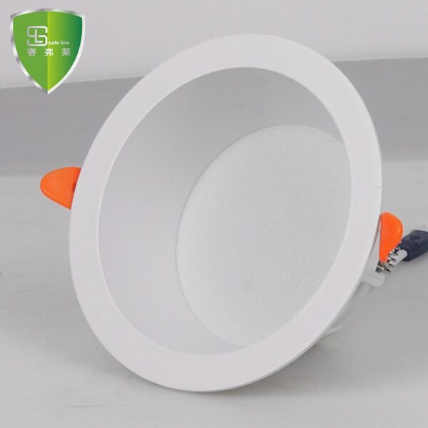 Modern Spot Light Fixture – Sleek Design for Interiors - Image 5