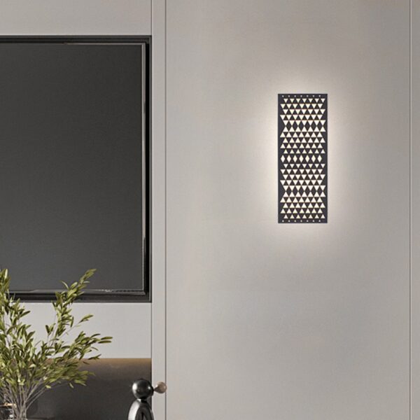 Sculptural LED Wall Light – Modern Art Meets Function - Image 2